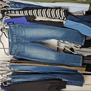 Signature by Levi Strauss 10S